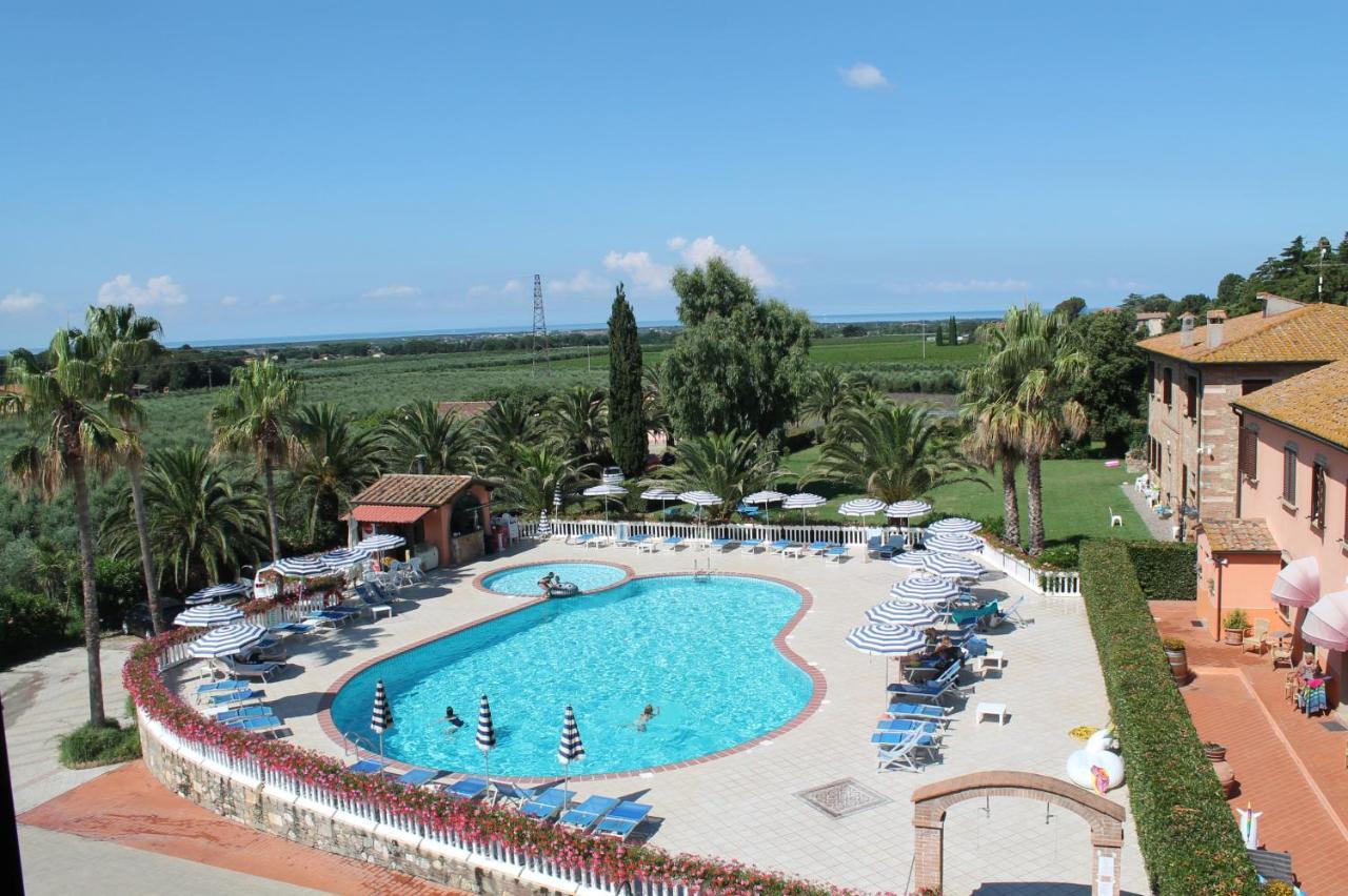 Agrihotel Elisabetta Collemezzano Eksteriør bilde